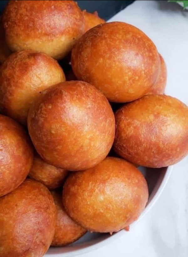 ⁠Puffpuff/ Buff loaf - 4 for £2